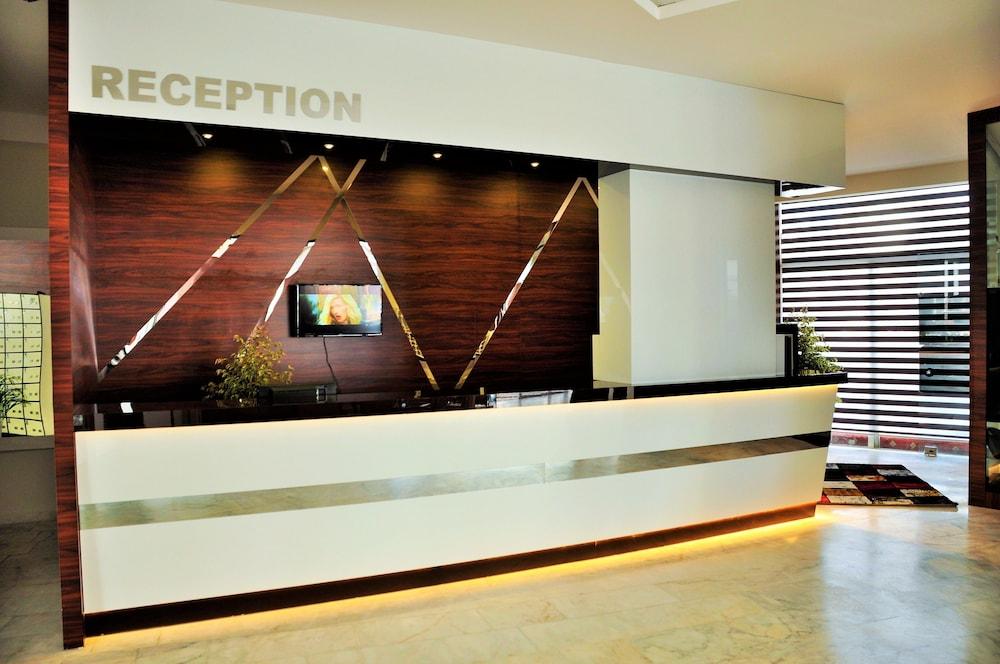 Seren Sari Hotel Marmaris Esterno foto